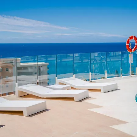 Lucy Sea View