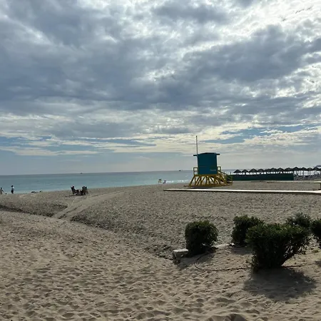 Lucy Sea View Fuengirola